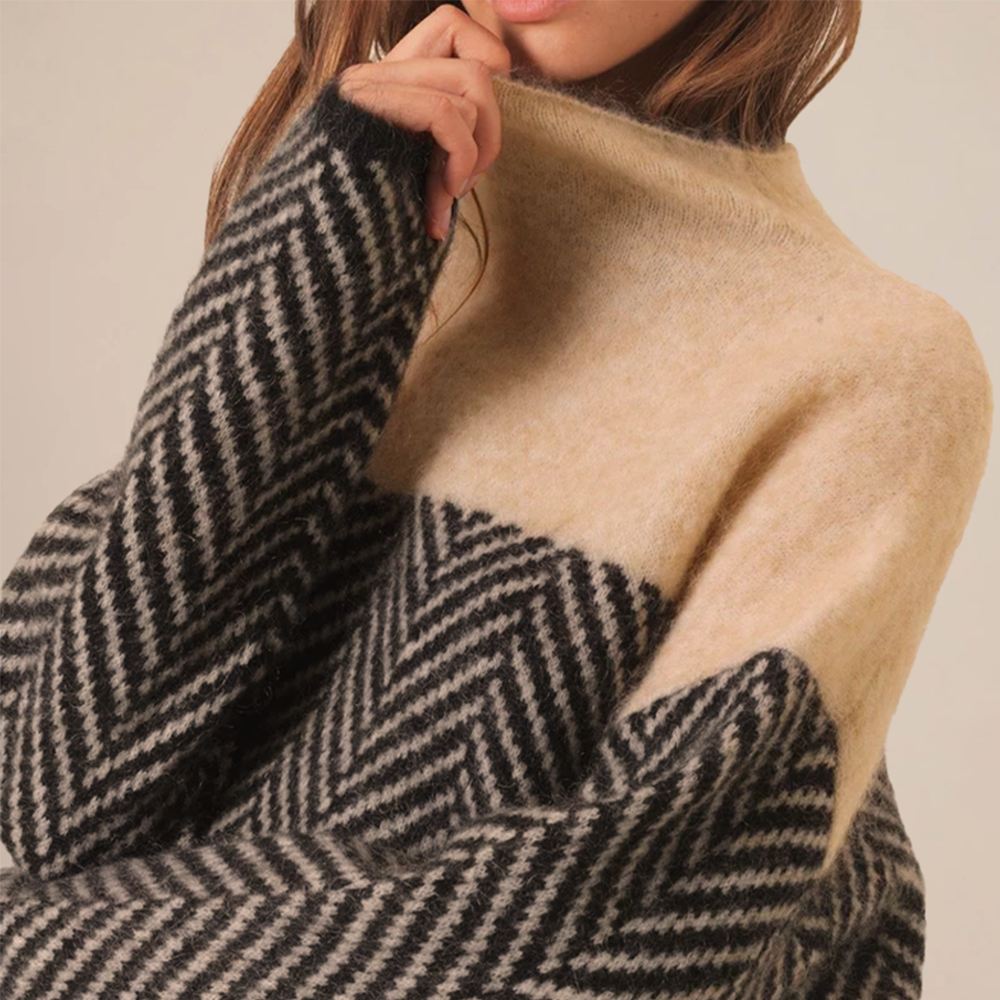 Amelie | Premium Turtleneck