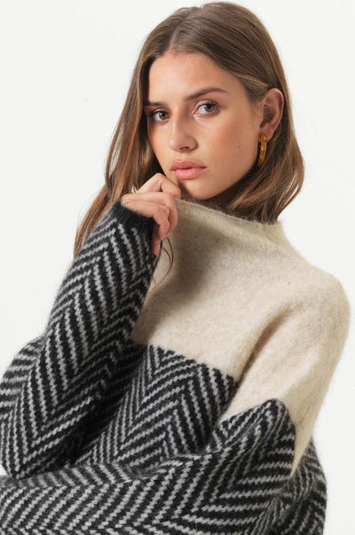 Amelie | Premium Turtleneck